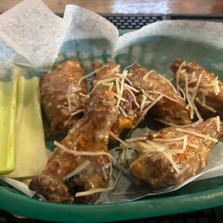 Oven Roasted Wings (6)(+3 Celery)